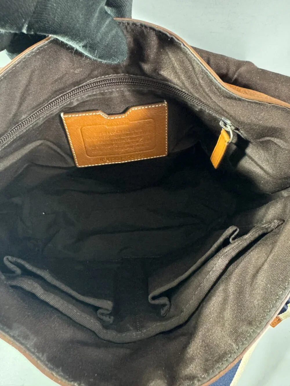 Authentic Coach F70555 Brown Leather Messenger Bag